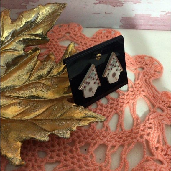 Vintage Porcelain Birdhouse Earrings Posts Studs Birdhouse Pierced Earrings - Picture 11 of 15